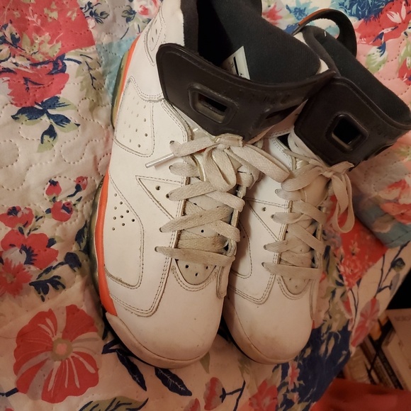 Jordan's - Picture 4 of 4